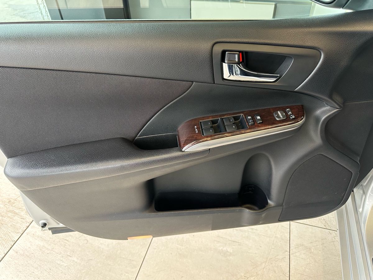 Toyota Camry 2016