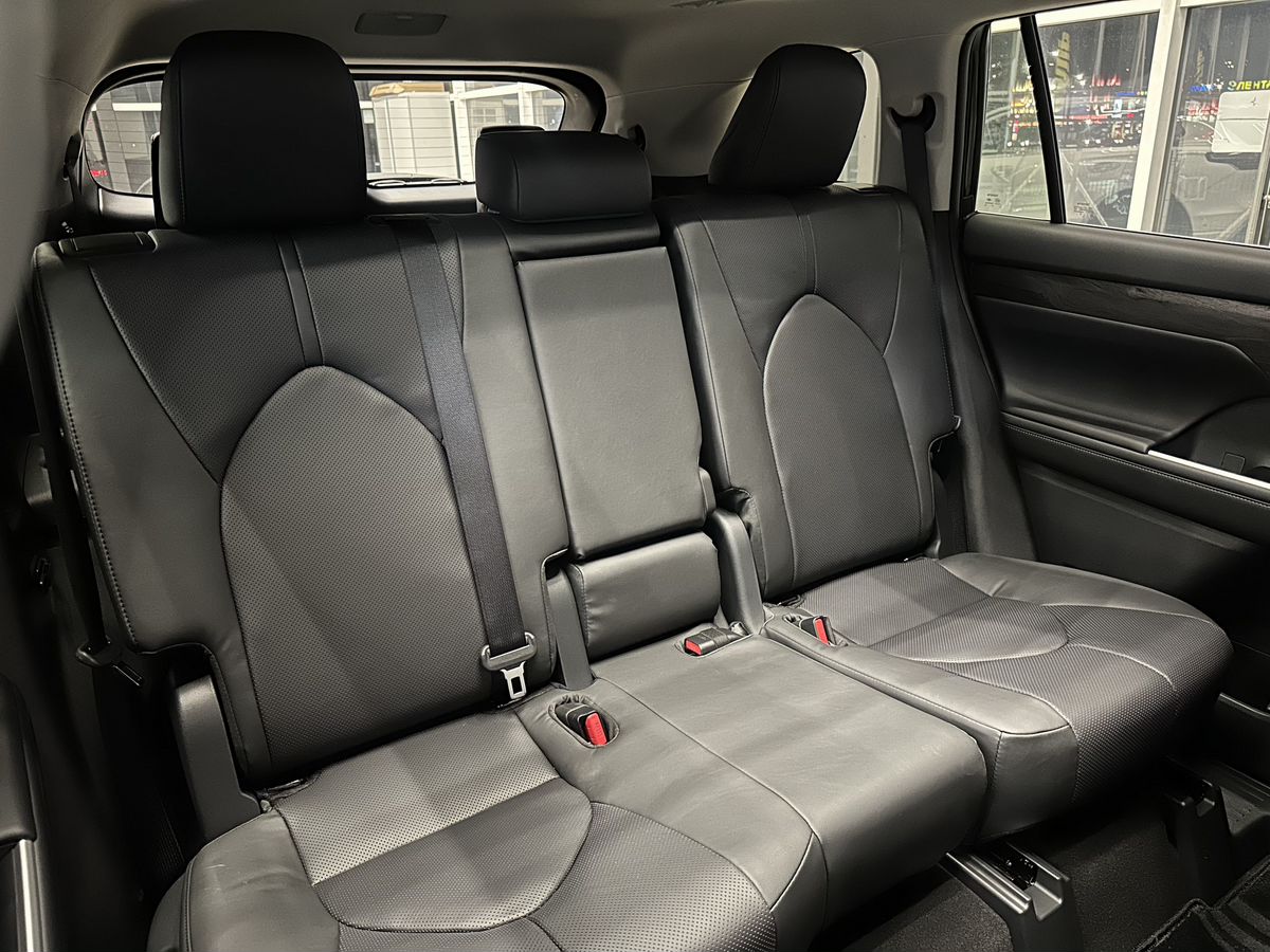 Toyota Highlander 2026