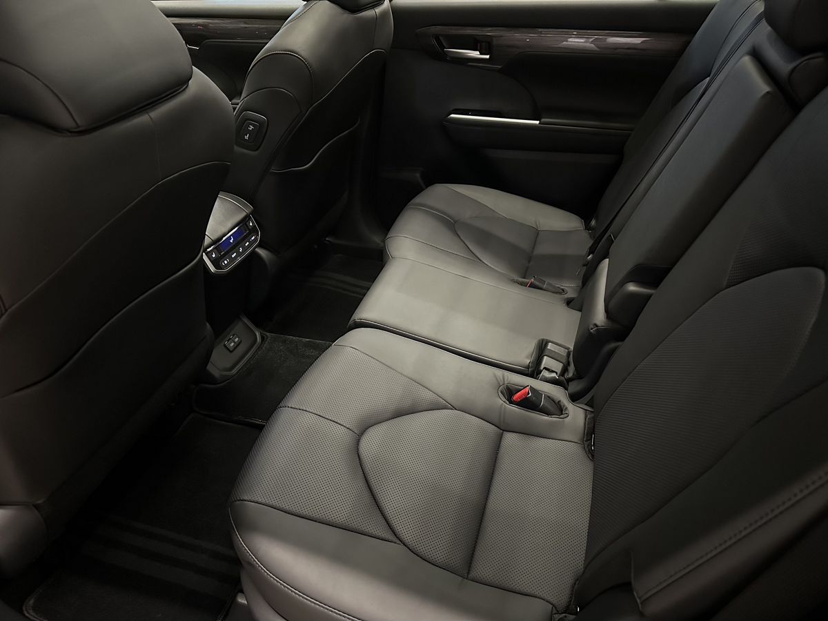 Toyota Highlander 2026